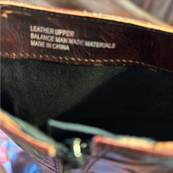 Born oxblood 14-button zip-up tall leather boots - Picture 9 of 14